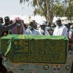 Soumaïla Cissé, chef de l'opposition malienne, enterré avec les honneurs nationaux.
