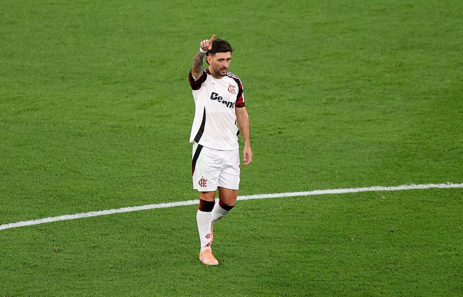 Alt text for the image: "Flamengo vs Pyramids FC live stream"