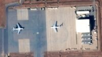 Image satellite montrant la zone militaire de l’aéroport de Niamey, le 12 janvier 2026. © 2026 Planet Labs PBC/AFP