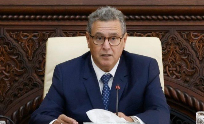 Aziz Akhannouch, chef du gouvernement et président du RNI, annonçant sa décision de ne pas briguer un troisième mandat.
