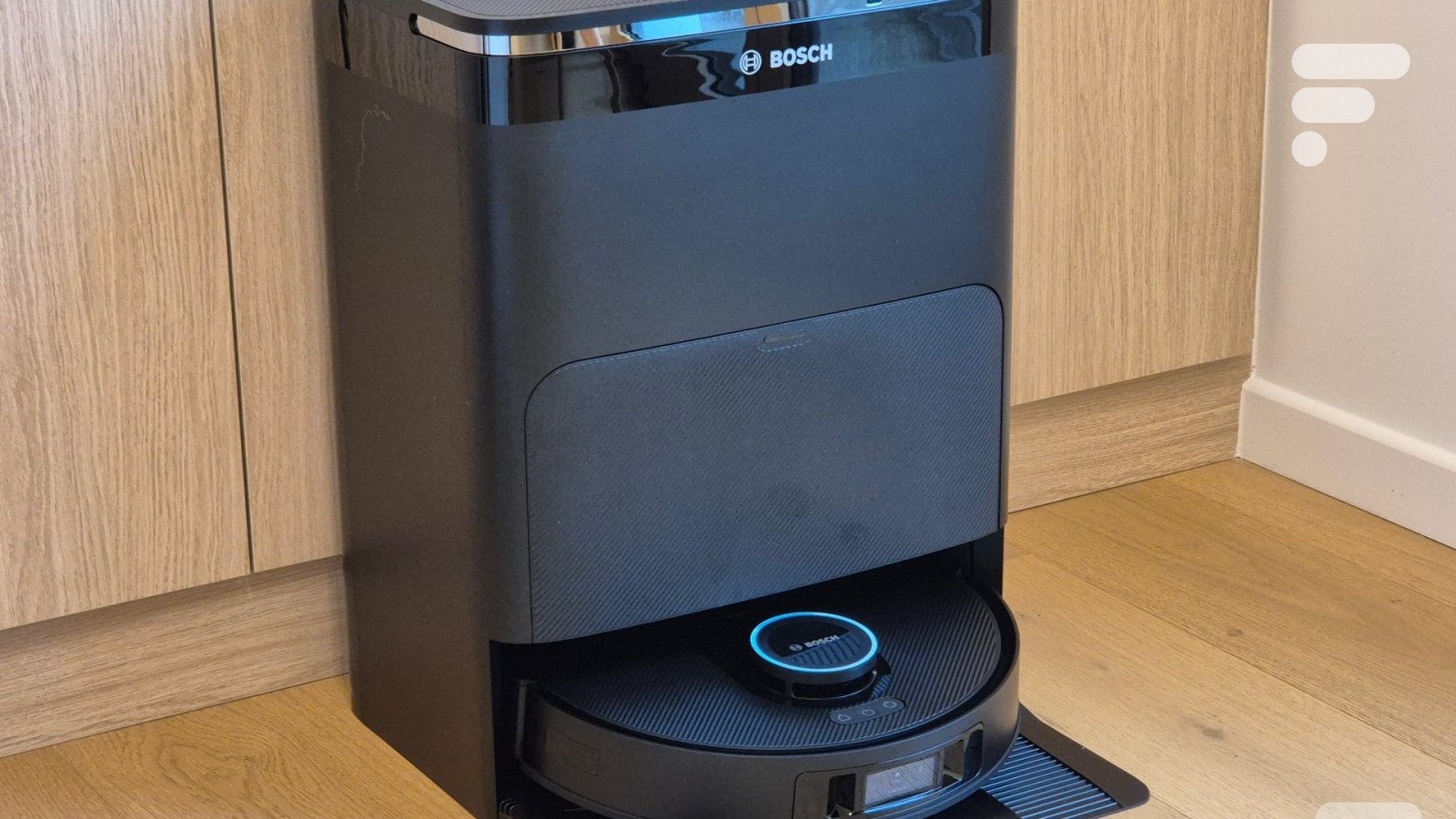 Bosch Spotless Max : le robot aspirateur laveur qui révolutionne la maison 3 Bosch Spotless Max