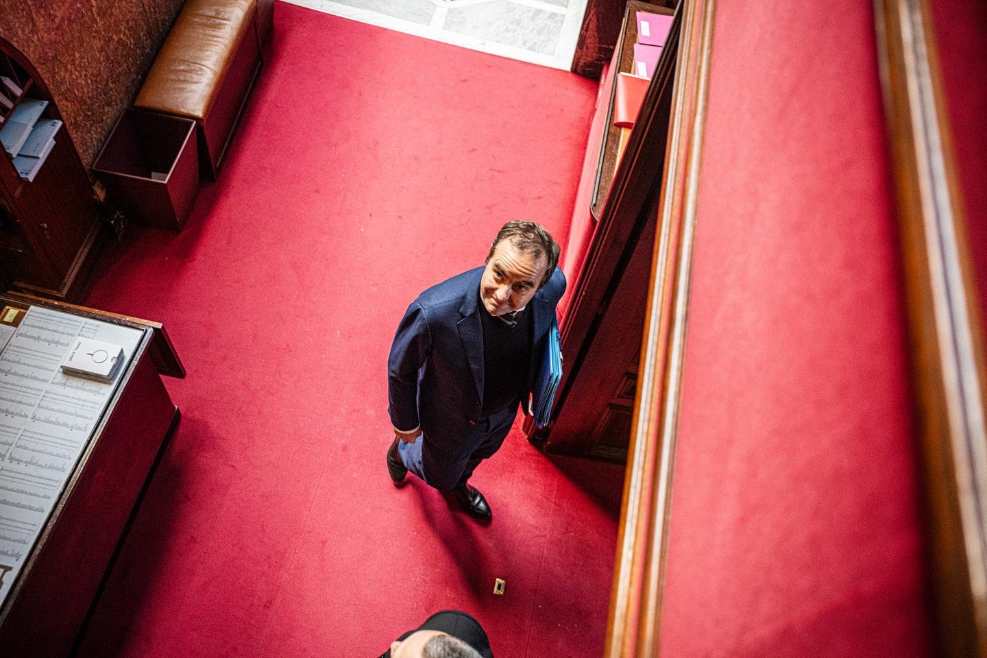 Sébastien Lecornu s'exprimant à l'Assemblée nationale lors du débat sur le budget 2026.