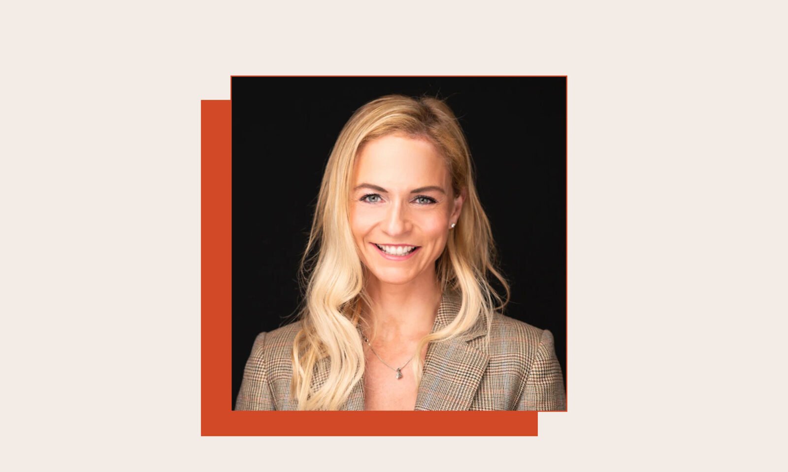 Reclaim Your Evenings: The Neuroscience-Backed CAP Method for Less Stress and Better Sleep 3 A person practicing a calming nighttime routine, perhaps journaling or meditating, symbolizing stress reduction and better sleep through the CAP method.