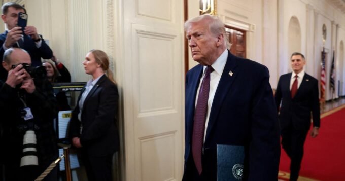 Donald Trump à la Maison-Blanche, annonçant la formation du Conseil de la Paix pour Gaza.