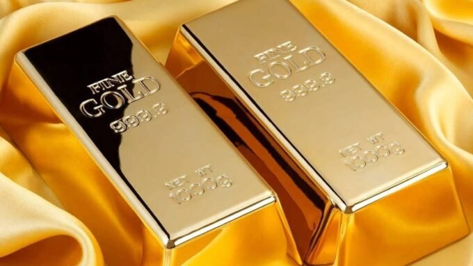 صورة لأونصة ذهب أو سبائك ذهبية تعكس ارتفاع الأسعار العالمية وتزايد الطلب عليها.