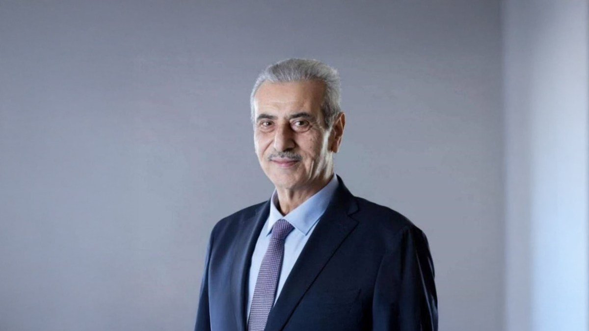 علي شعث، المهندس المدني الفلسطيني، يقدم خطته لإعادة إعمار غزة وتحويل ركامها إلى جزر بحرية.