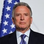 ستيف ويتكوف، المبعوث الخاص لدونالد ترامب، يتحدث في منتدى دافوس حول مفاوضات السلام الأوكرانية الروسية.