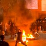 صورة لمواطنين إيرانيين خلال فترة الحداد أو الاحتجاجات الأخيرة