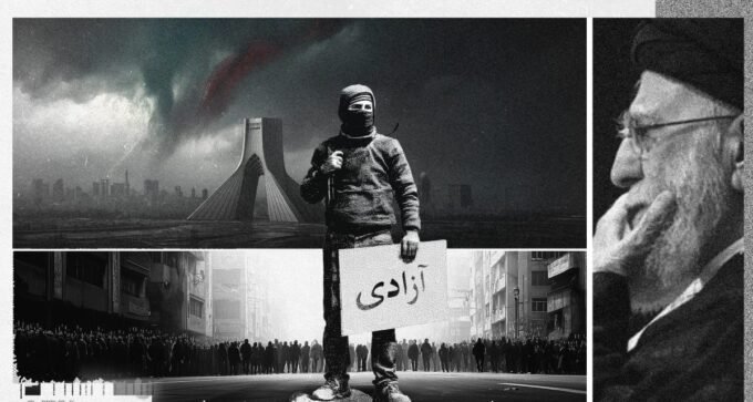 متظاهرون إيرانيون يرفعون شعارات مناهضة للحكومة في إحدى المدن الإيرانية، مع خلفية تظهر تدهور الأوضاع الاقتصادية.