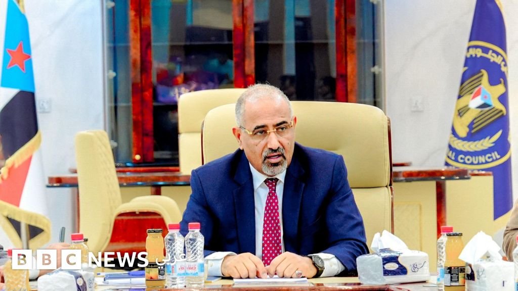 صورة لعيدروس الزبيدي، رئيس المجلس الانتقالي الجنوبي في اليمن، في سياق الأزمة اليمنية.