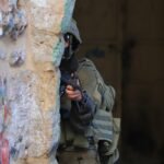 صورة توضيحية لرمز أمني أو شرطي إسرائيلي يعكس التوتر الأمني.