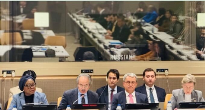 صورة تعبيرية للمقر الرئيسي للأمم المتحدة ترمز للتحديات الدولية