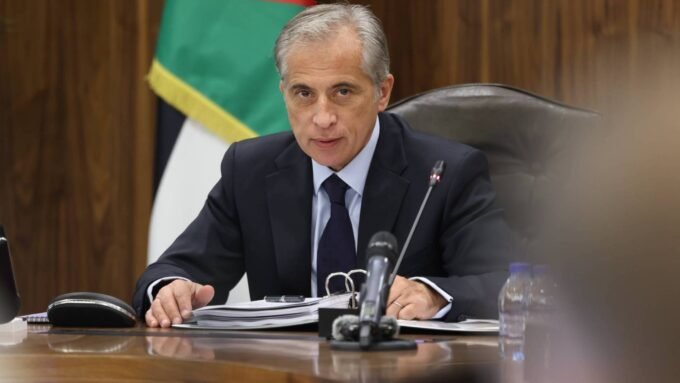 رئيس الوزراء الأردني الدكتور جعفر حسان يستقبل رئيس مجلس الوزراء وزير الخارجية القطري الشيخ محمد بن عبد الرحمن آل ثاني.