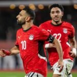 لاعبي منتخب مصر يحتفلون بالتأهل لربع نهائي كأس أمم إفريقيا 2025 بعد الفوز على بنين.