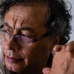 الرئيس الأمريكي دونالد ترمب والرئيس الكولومبي غوستافو بيترو في سياق محادثات دبلوماسية.