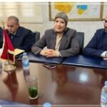 صورة لمراسيم تسليم المهام بالمديرية الإقليمية للتربية والتكوين بالناظور، بحضور مديرة الأكاديمية والمديرين السابق والجديد.