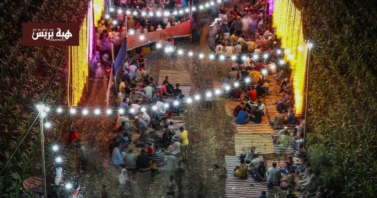 حادثة تسمم غذائي جماعي في حفل زفاف بمصر تستدعي نقل 25 شخصاً للمستشفى 3 أشخاص يتلقون العلاج في مستشفى بعد حادثة تسمم غذائي جماعي في حفل زفاف بمصر.