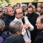 عامل إقليم الحسيمة السيد فؤاد حاجي يتفقد مشروعاً تنموياً أو يتحدث مع ساكنة محلية.