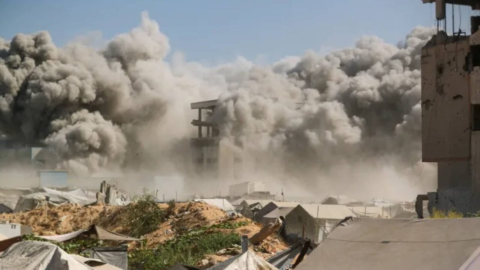 قصف إسرائيلي يستهدف مناطق في قطاع غزة خلال فترة الهدنة