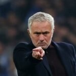 المدرب جوزيه مورينيو يقود بنفيكا ضد فريقه السابق ريال مدريد في دوري أبطال أوروبا.