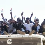 متظاهرون سودانيون يدعمون الجيش في الخرطوم، ديسمبر 2025.