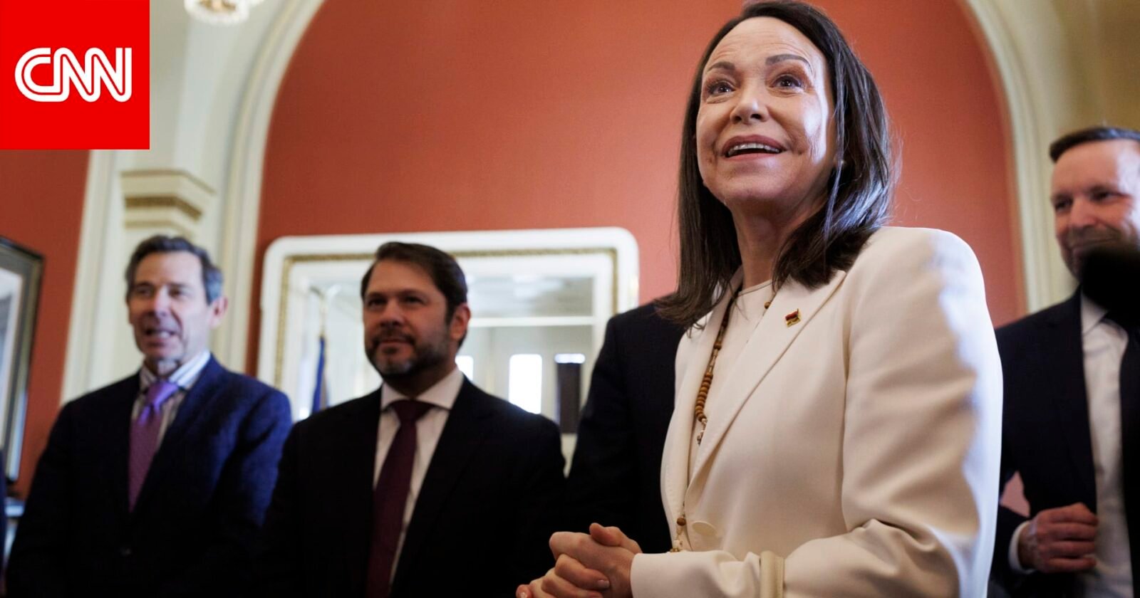 ماريا كورينا ماتشادو تتحدث خلال اجتماع في البيت الأبيض