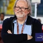 مدرب منتخب مالي توم سانتفيت يتحدث في مؤتمر صحفي