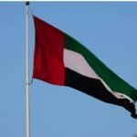 الإمارات تنفي مزاعم الأسلحة والسجون السرية في المكلا اليمنية 6 علم دولة الإمارات العربية المتحدة يرفرف، في إشارة إلى بيان وزارة الدفاع بشأن اليمن.