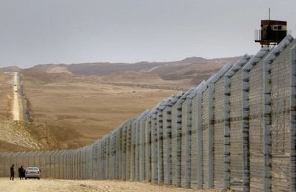 صورة للحدود الأردنية الغربية، تظهر هدوء المنطقة وتأكيد الأمن.