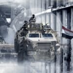 نقل معتقلي داعش من سوريا إلى العراق: دوافع أمنية وخيارات استراتيجية 8 صورة لمعتقلي داعش يتم نقلهم تحت حراسة أمنية مشددة بين سوريا والعراق.