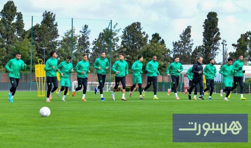 لاعبي المنتخب المغربي يتدربون بجدية في مركز محمد السادس استعدادًا لنهائي كأس أمم إفريقيا أمام السنغال.