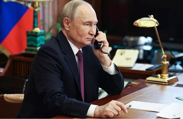 صورة لقرية خورلي في منطقة خيرسون بعد هجوم مزعوم بطائرات مسيرة