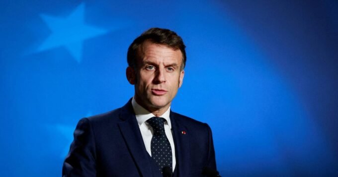 Emmanuel Macron s'exprimant sur la situation du Groenland et les menaces tarifaires américaines.