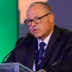 Hany Abo Rida, président de la Fédération égyptienne de football, remerciant les habitants d'Agadir.