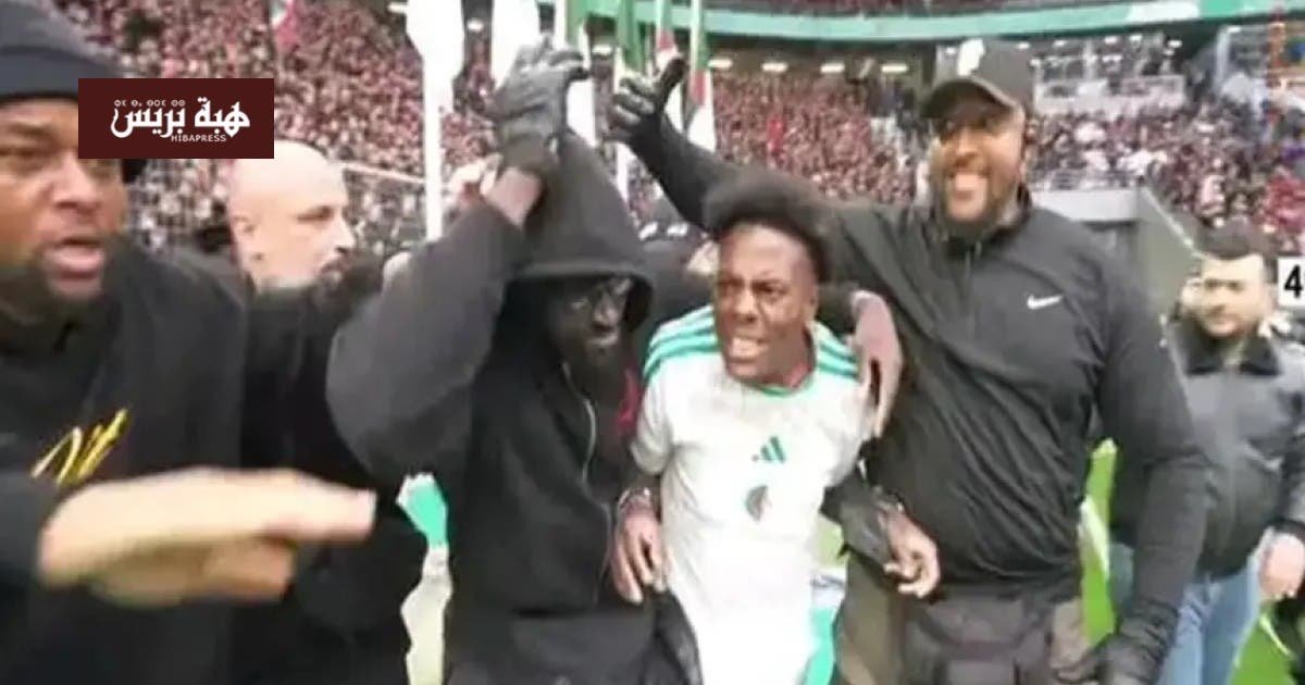 الستريمر IShowSpeed يغادر ملعب نيلسون مانديلا في الجزائر بعد تعرضه لمقذوفات