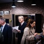 Mélenchon et les PME : la stratégie inattendue de La France insoumise à l'approche de 2027 3 Jean-Luc Mélenchon, petites entreprises, néolibéralisme, LFI, 2027, patrons