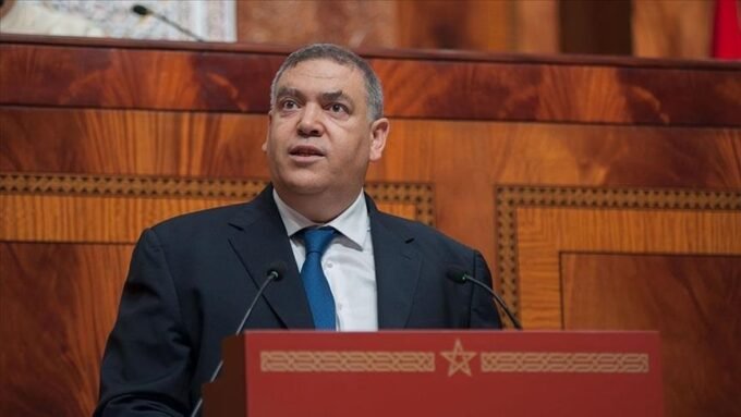 Citoyens marocains s'inscrivant ou vérifiant leur statut sur les listes électorales générales