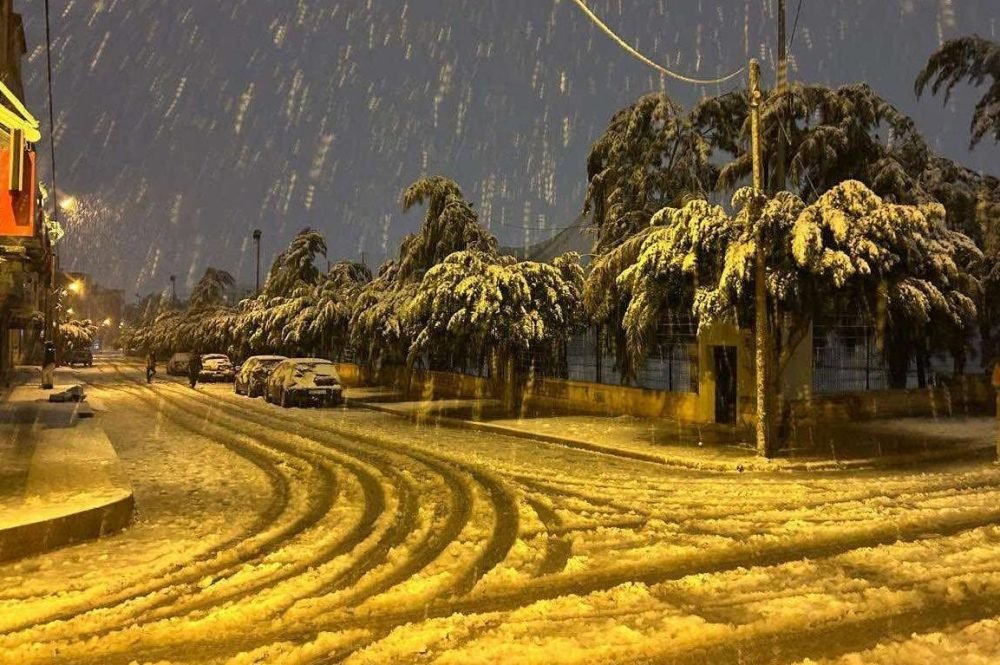 La ville d'Oujda sous la neige