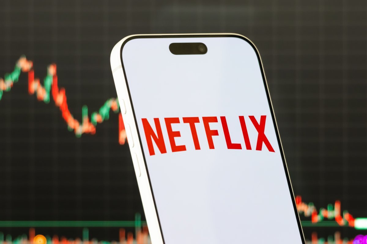 Netflix logo superimposed on financial charts and a graph showing growth, symbolizing the company's market performance and strategic challenges.