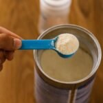 Philipp Navratil, Directeur Général de Nestlé, s'exprimant publiquement sur le rappel de lait infantile.