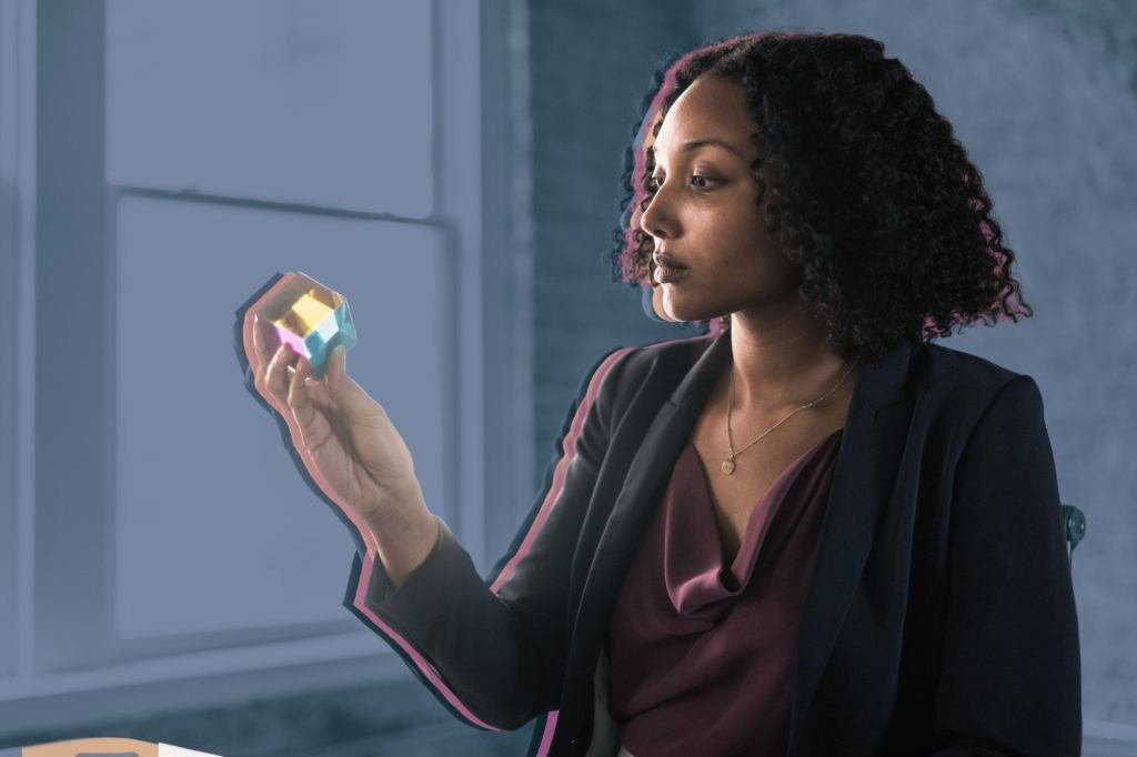 A diagram illustrating the connection between patents, funding, and startup success, with gears representing strategic planning.