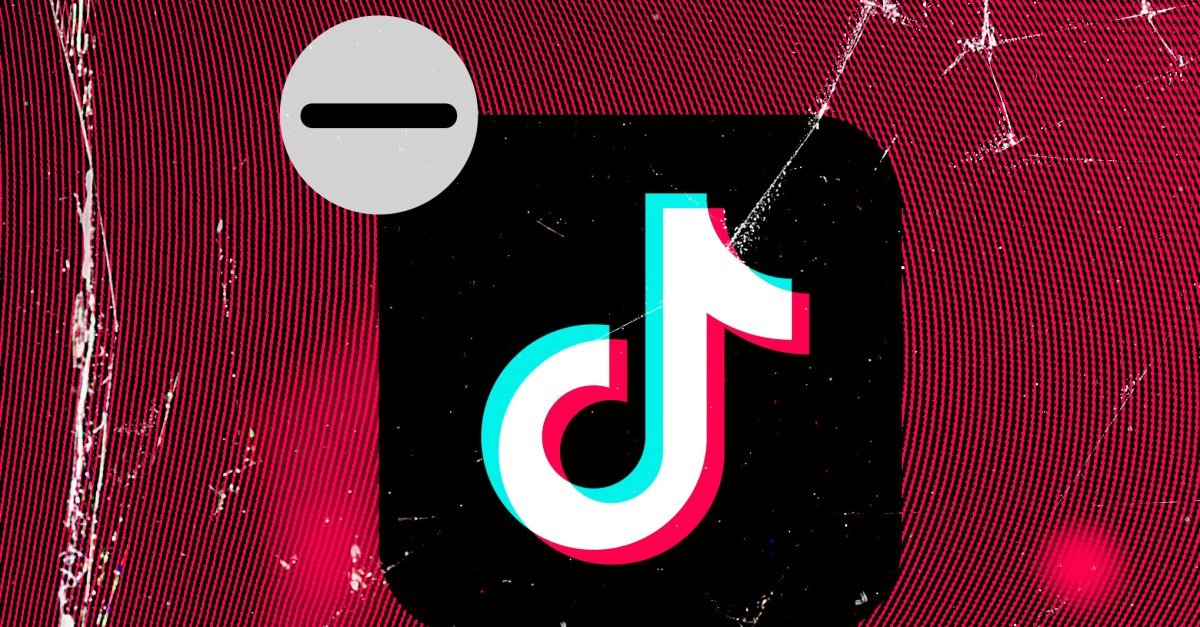 TikTok's US Outage: Power, Politics, and Post-Acquisition Pains 3 Screenshot of TikTok app showing error messages or a data center experiencing a power outage