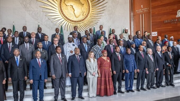 Addis-Abeba : Giorgia Meloni orchestre