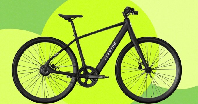 Aventon Soltera 3 Electric Bike Review: The E-Bike That Doesn't Feel Like One 9 Aventon Soltera 3 electric bike in matte black, showcasing its sleek design and carbon belt drive.