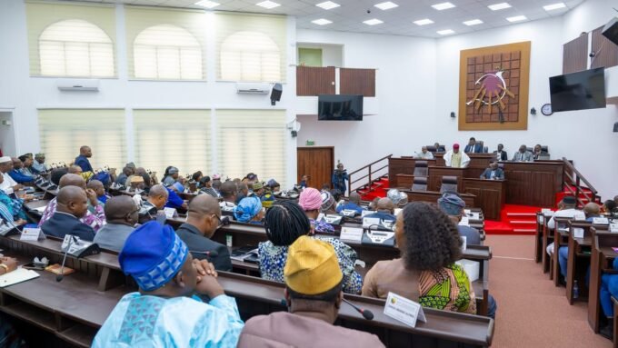 Bénin : Un Parlement Monocolore Consacre l'Hégémonie de Patrice Talon et Ouvre la Voie à Romuald Wadagni 7 Bénin : Un Parlement Monocolore