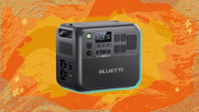 Unleash Uninterrupted Power: Bluetti AC200L Portable Power Station Slashes Price by Over 50% on Amazon 5 Bluetti AC200L portable power station displaying its ports and features