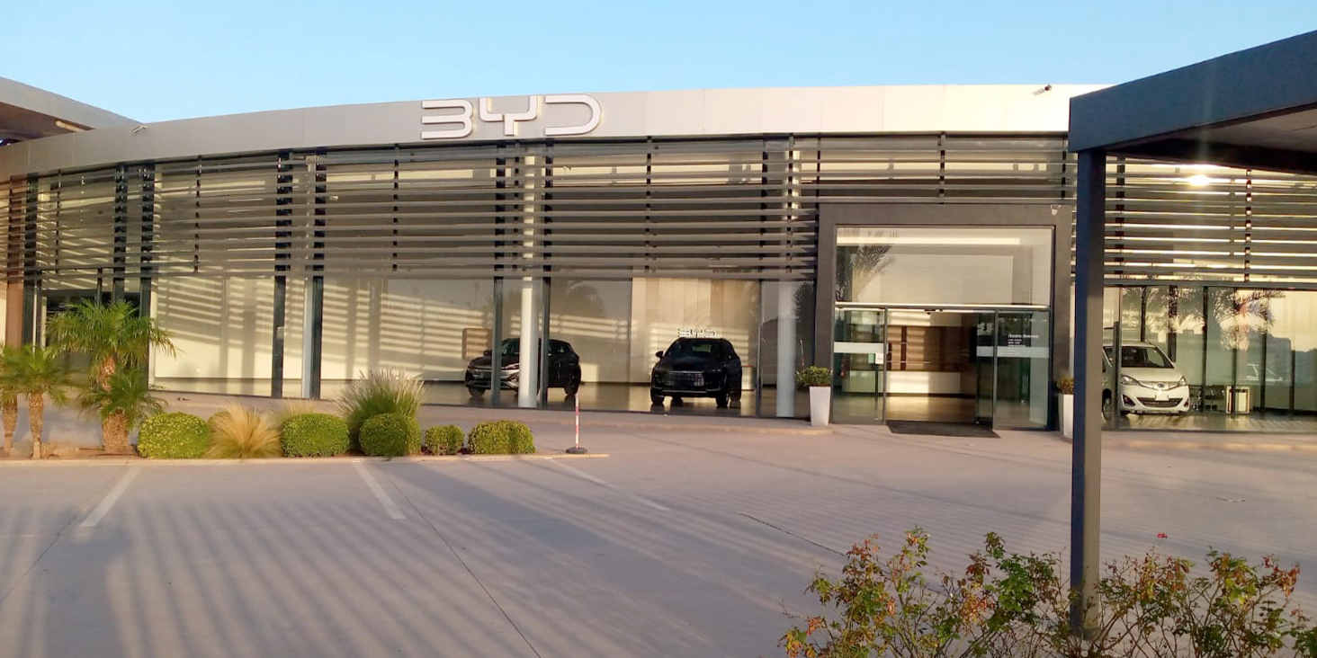 BYD : Le Géant Électrique