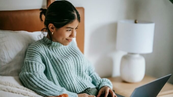 ChatPlayground AI Chrome extension interface displaying side-by-side results from multiple AI models.