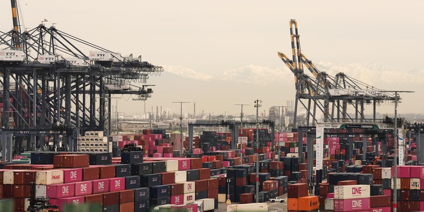 Choc Douanier : Trump Fait