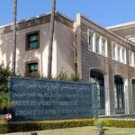 Ferme condamnation marocaine après les frappes Iraniennes contre les pays du Golfe 4 Carte du Moyen-Orient illustrant les tensions géopolitiques, avec les drapeaux du Maroc, de l'Iran et des pays du Golfe.